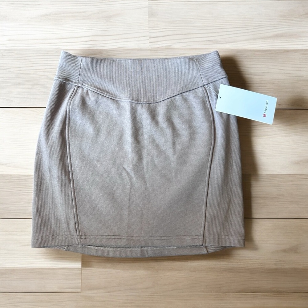 Lululemon High Rise Mini Skirt - MSRP $78